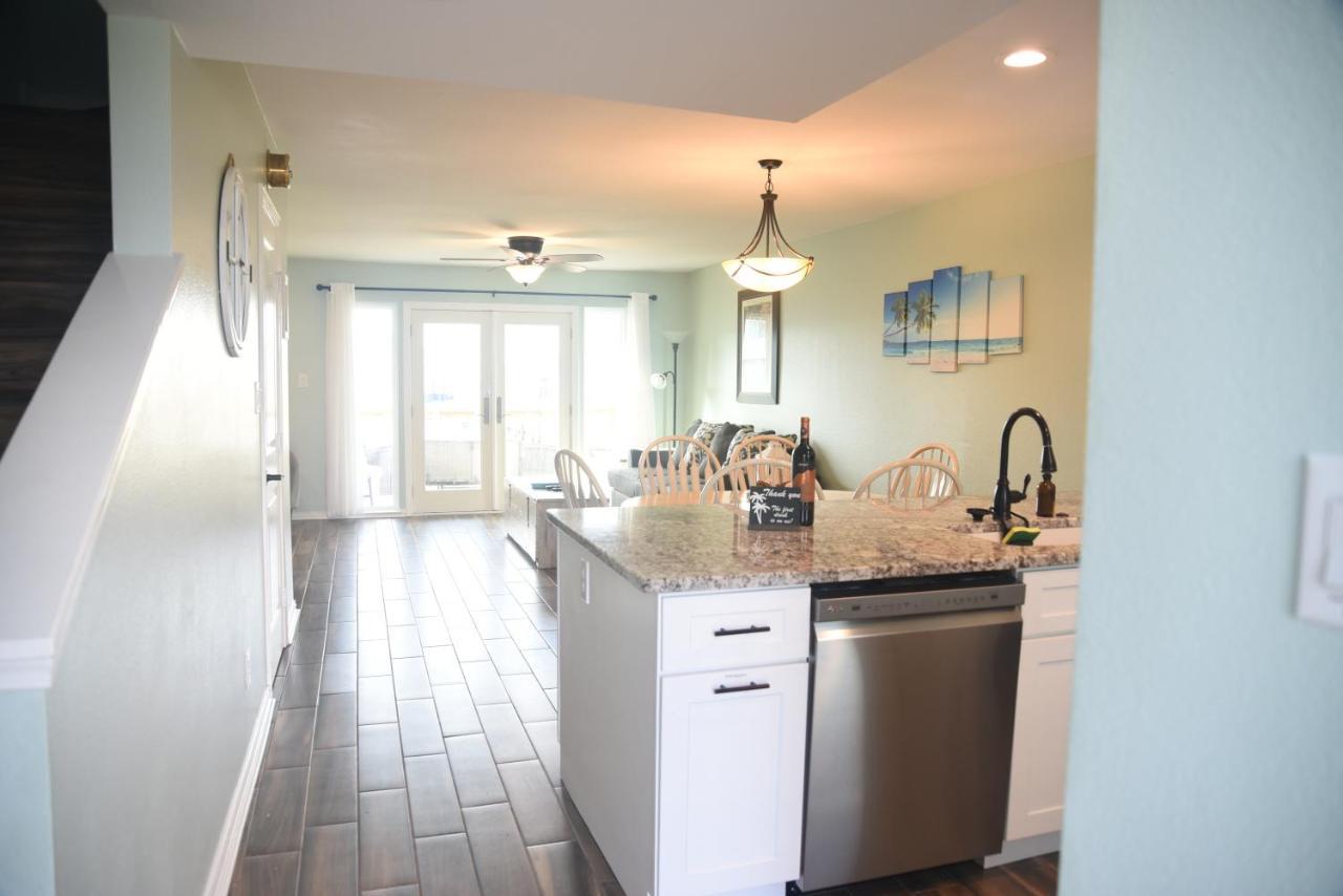 Rockport Waterfront Condo With A View Exteriör bild