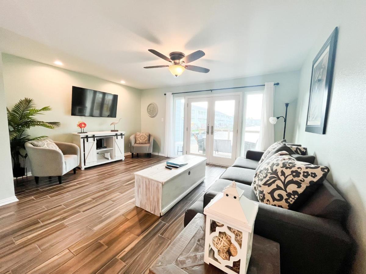 Rockport Waterfront Condo With A View Exteriör bild