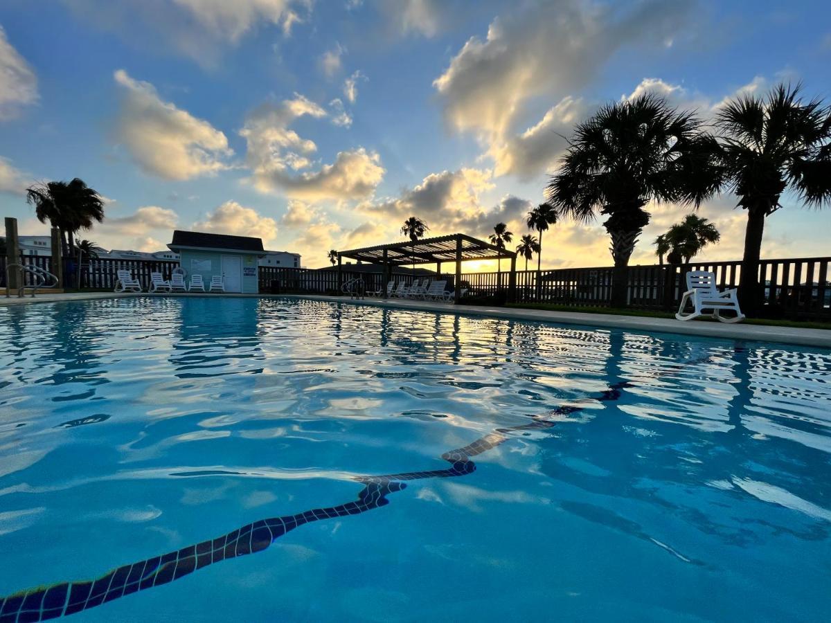 Rockport Waterfront Condo With A View Exteriör bild