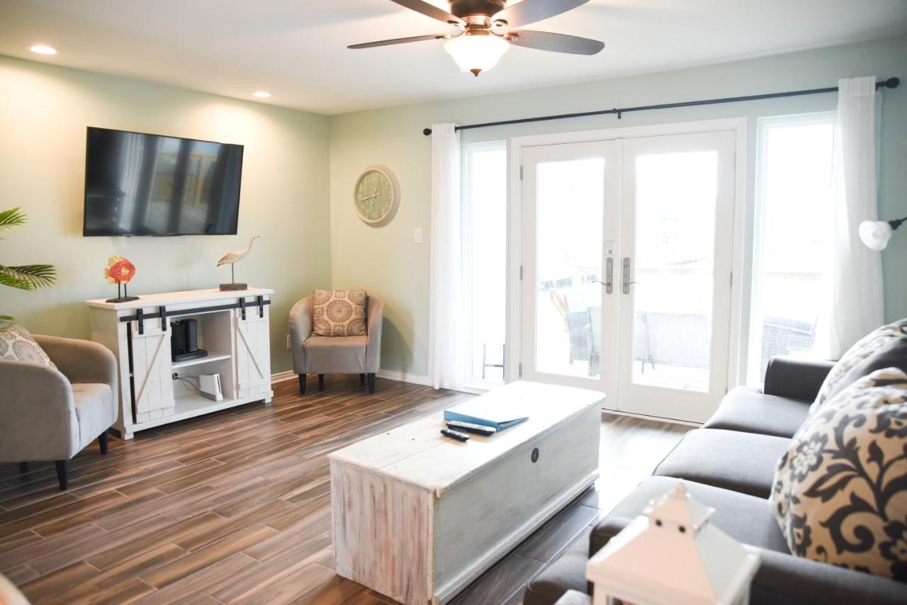 Rockport Waterfront Condo With A View Exteriör bild